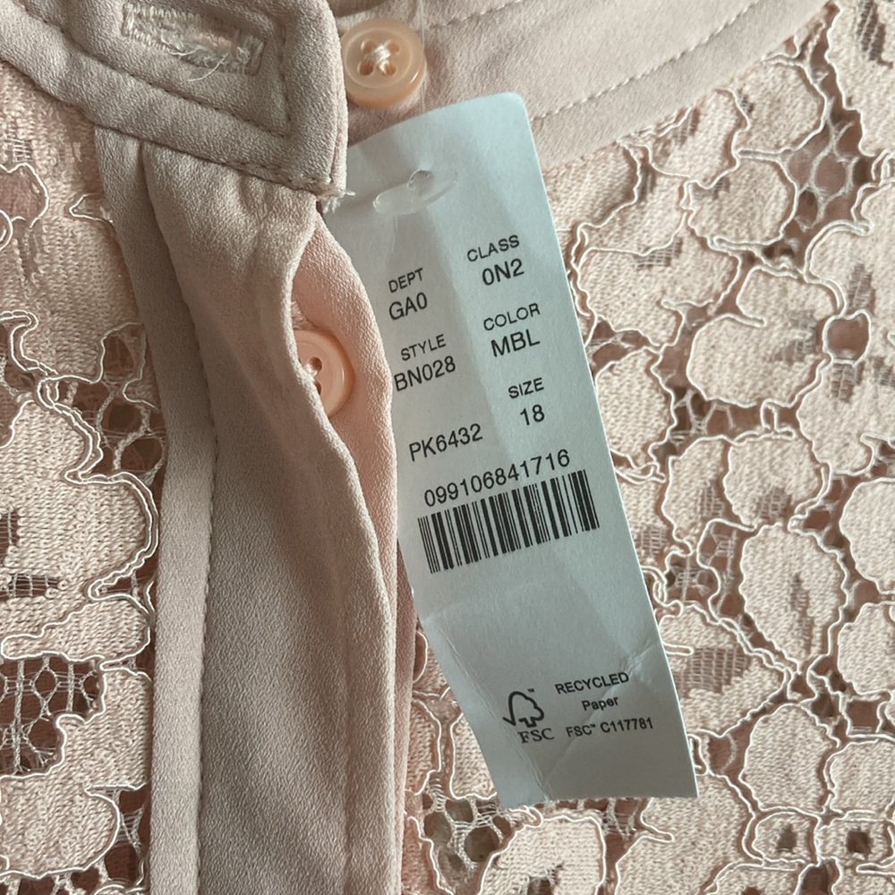 J.Crew Button-Up Lace Top in Mauve Blush (Size 18) - Picture 6 of 10